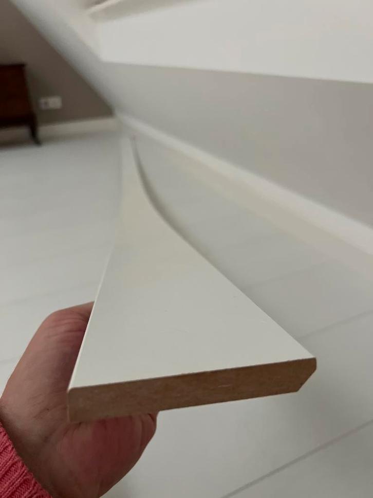 MDF Plinten - Gegrond en Watergedragen, Doe-het-zelf en Verbouw, Plinten en Afwerking, Zo goed als nieuw, Plinten, Mdf, 250 cm of meer