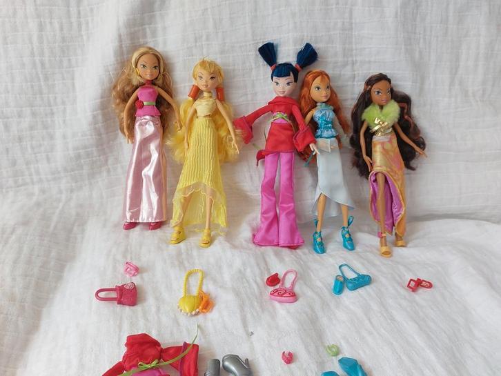 Winx dance night barbie doll, Kinderen en Baby's, Speelgoed | Poppen, Zo goed als nieuw, Barbie, Ophalen of Verzenden