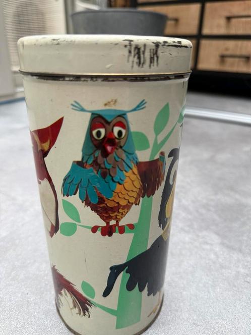 Vintage Fabeltjeskrant beschuitbus 1969, Verzamelen, Blikken, Gebruikt, Beschuit, Bolletje, Ophalen of Verzenden