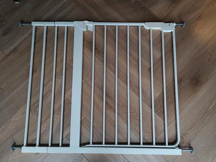 Verstelbaar Kinder Traphekje - Wit Metaal, Kinderen en Baby's, Traphekjes, Zo goed als nieuw, Klemhekje, Metaal of IJzer, 100 tot 115 cm