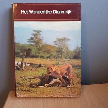 Boek Het wonderlijke dierenrijk