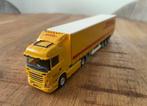 Herpa Scania R serie van DHL met zeilenoplegger, Ophalen of Verzenden, Zo goed als nieuw, Bus of Vrachtwagen, Herpa