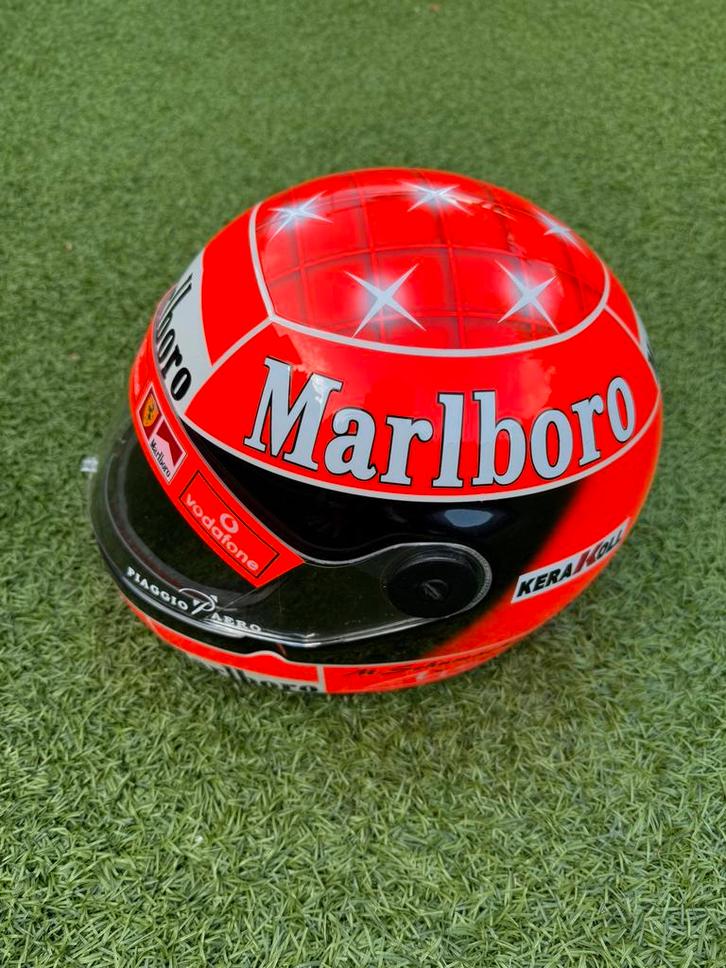 Ferrari Marlboro - Michael Schumacher - 1:1 - 2002 - helm, Verzamelen, Automerken, Motoren en Formule 1, Zo goed als nieuw, Formule 1