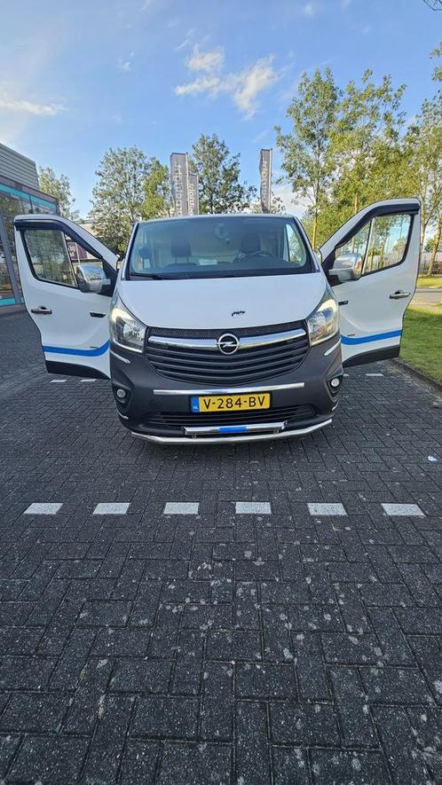 Opel Vivaro 1.6D 92KW 2016, Auto's, Bestelauto's, Particulier, Opel, Diesel, Origineel Nederlands, Ophalen