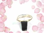 Stijlvol en symbolisch: 14K trinity ring in drie goudkleuren, Sieraden, Tassen en Uiterlijk, Ringen, Ophalen of Verzenden, Zo goed als nieuw