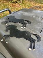 Twee metalen paarden wanddecoratie, Ophalen of Verzenden, Gebruikt