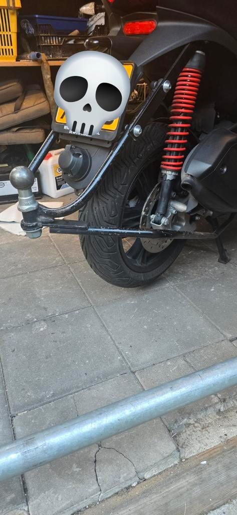 Trekhaak Piaggio MP3 HPE 300 (2019-2023) Origineel, Motoren, Onderdelen | Overige, Nieuw, Ophalen of Verzenden