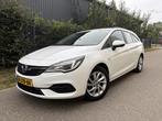 Opel Astra Sports Tourer 1.2 Edition / NAVI / AIRCO / CRUISE, Voorwielaandrijving, 65 €/maand, Gebruikt, Euro 6