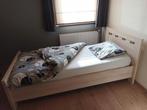 Modern eenpersoons bed, Huis en Inrichting, 90 cm, Gebruikt, Eenpersoons, Hout