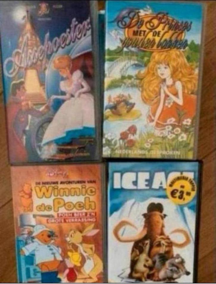 Kinder Video ‘s . 18 stuks .Ned. Gesproken of Puzzel of Boek, Cd's en Dvd's, VHS | Kinderen en Jeugd, Zo goed als nieuw, Alle leeftijden