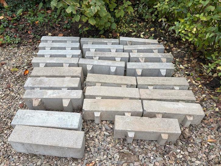 Hydro Lineo waterdoorlatende stenen / klinkers - restpartij, Tuin en Terras, Tegels en Klinkers, Gebruikt, Klinkers, Beton, Minder dan 5 m²