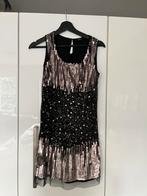 Mooi pailletten jurkje van Aaiko size XS - party dress, Zwart, Cocktailjurk, Ophalen of Verzenden, Zo goed als nieuw