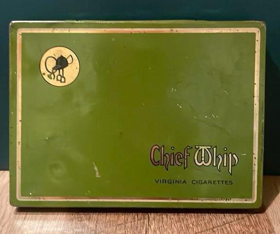 Vintage sigarettenblikje Chief Whip, Verzamelen, Blikken, Gebruikt, Overige, Ophalen of Verzenden