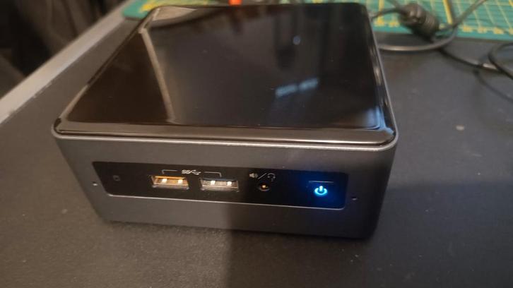 Intel NUC7 Celeron J4005 Mini PC, Computers en Software, Desktop Pc's, Gebruikt, Minder dan 2 Ghz, SSD, Ophalen of Verzenden