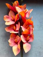 Oranje rode bloemen tak, tak met bloemen., Huis en Inrichting, Woonaccessoires | Kunstplanten en Kunstbloemen, Binnen, Ophalen of Verzenden