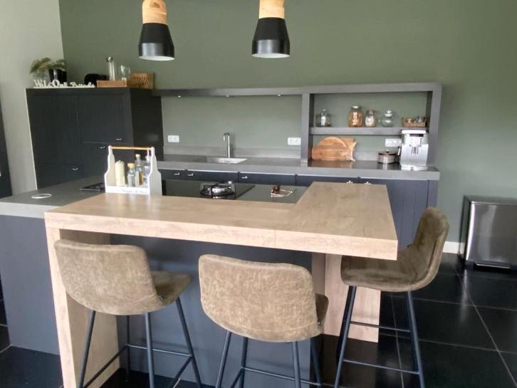 Luxe Prachtige eilandkeuken+GEDEMONTEERD-DIRECT BESCHIKBAAR, Huis en Inrichting, Keuken | Complete keukens, Zo goed als nieuw