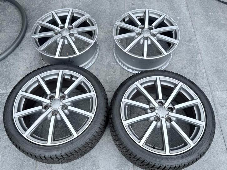 Velgen Audi A3 8V 18 inch plus twee winterbanden Dunlop, Auto-onderdelen, Banden en Velgen, Banden en Velgen, Winterbanden, 18 inch