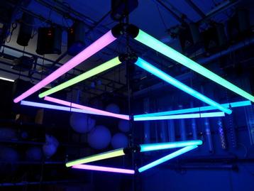 EUROLITE LED Space Tube 100 + 2x HST-500 beschikbaar voor biedingen