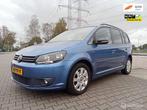 Volkswagen Touran 1.2 TSI Highline BlueMotion 7p., Voorwielaandrijving, Stof, Gebruikt, Zwart