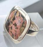 Scandinavisch design zilver Amethist ring S Korhonen Finland, 18 tot 19, Gebruikt, Ophalen of Verzenden, Met edelsteen