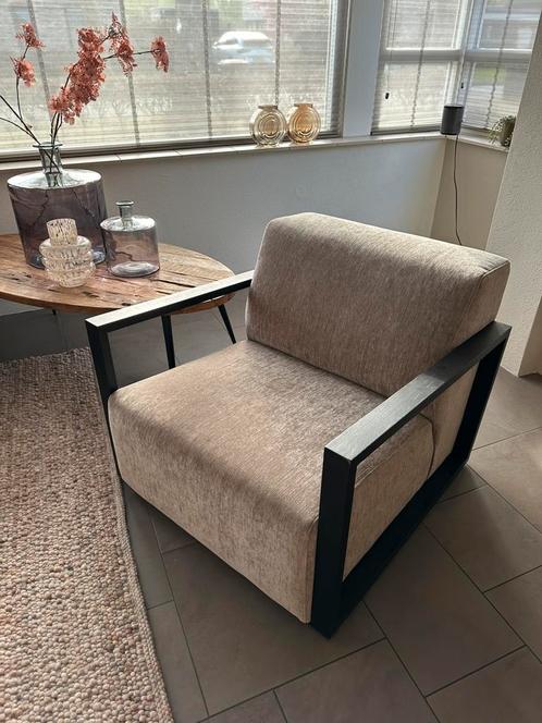 Fauteuil stoel beige taupe  Zizeau, Huis en Inrichting, Banken | Sofa's en Chaises Longues, Zo goed als nieuw, Eenpersoons, Minder dan 150 cm