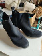 Donkerblauwe suède laarzen, Kleding | Dames, Schoenen, Ophalen of Verzenden, Zo goed als nieuw, Blauw