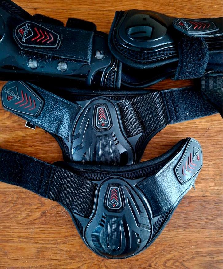 Peesbeschermer en kogel bescherming Lemieux Derby, Dieren en Toebehoren, Paarden en Pony's | Beschermers, Nieuw, Ophalen of Verzenden