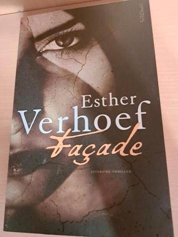 Esther Verhoef - Facade beschikbaar voor biedingen