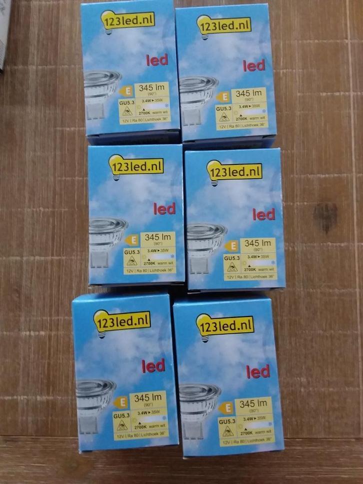 Diverse led- en halogeenlampen, Huis en Inrichting, Lampen | Losse lampen, Nieuw, Led-lamp, 60 watt of meer, Overige fittingen