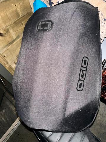 Ogio Mach 1 Rugzak - Zwart beschikbaar voor biedingen