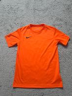 Mooi oranje nike shirt maat L (158), Jongen, Ophalen of Verzenden, Zo goed als nieuw, Shirt of Longsleeve