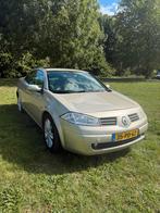 Renault Mégane 2.0 16V Autcom Cabrio 2004 goud, Auto's, Voorwielaandrijving, 74 €/maand, Beige, Overige kleuren