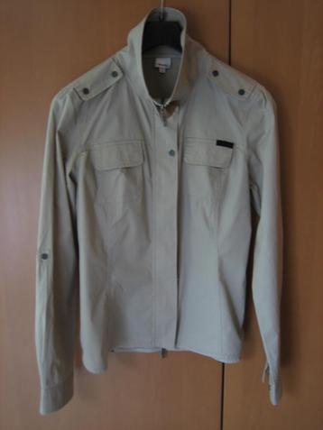 Nieuw, stoer naturelkleurig blouse-jasje BENCH 38 snazzeys beschikbaar voor biedingen