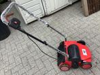 Verticuteermachine 1300 w met beluchting rol en messenrol, Ophalen, Zo goed als nieuw, Elektrisch