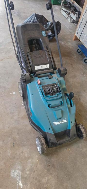 Makita Accu Grasmaaier beschikbaar voor biedingen