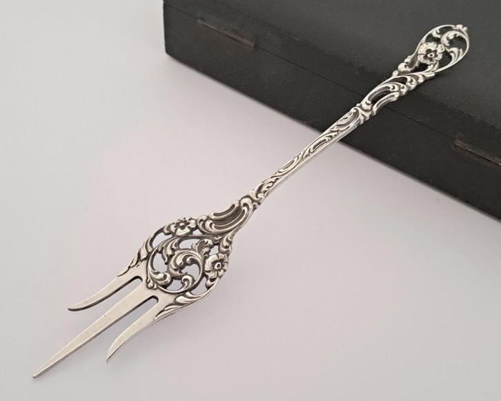 Zilveren cake- broodvork - 1934, Antiek en Kunst, Antiek | Goud en Zilver, Zilver, Verzenden