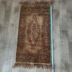 Perzisch? Tafelkleed 50/90 cm, Antiek en Kunst, Antiek | Kleden en Textiel, Ophalen of Verzenden