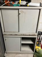 Metalen Opbergkast met Schuifdeuren, Ophalen, Gebruikt, 100 tot 150 cm, Meerdere deuren