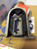 Steun achterste wieldraagarm FORD Sierra 1987-1993, Ophalen, Nieuw, Ford