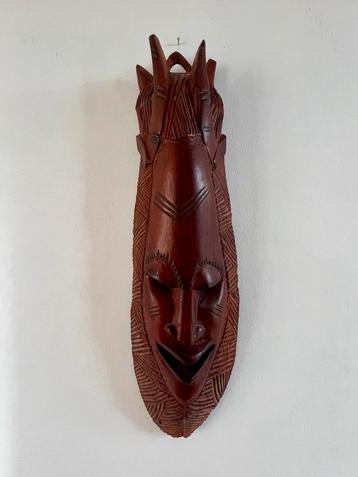Houten gezichtsmasker, 62cm lang beschikbaar voor biedingen
