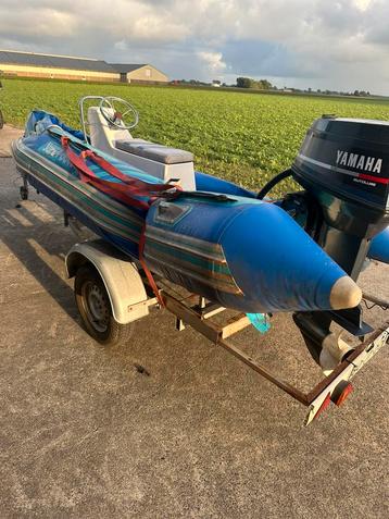 Boot met trailer rib beschikbaar voor biedingen