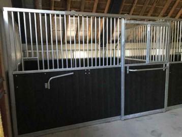 Paardenstallen/Boxen. Beste prijs/kwaliteit beschikbaar voor biedingen