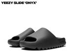 Jeezy slides Adidas mt 41, Zwart, Nieuw, Adidas Yeezy, Ophalen