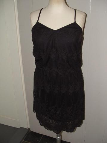 Vero Moda zwart kanten mini dress, korte jurk maat S  beschikbaar voor biedingen