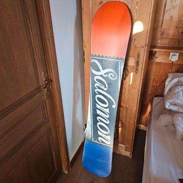 Salomon Snowboard + Bindingen (1 Binding Defect) beschikbaar voor biedingen