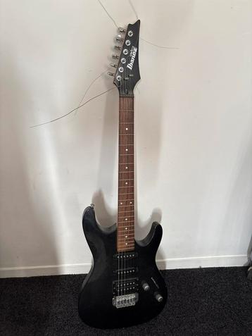 Gio Ibanez Elektrische Gitaar - Zo Goed Als Nieuw beschikbaar voor biedingen