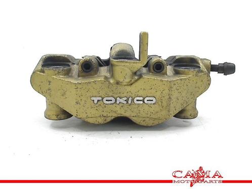 REMKLAUW RECHTS VOOR GSX R 750 2004-2005 (GSXR750 K4 / K5), Motoren, Onderdelen | Suzuki, Gebruikt