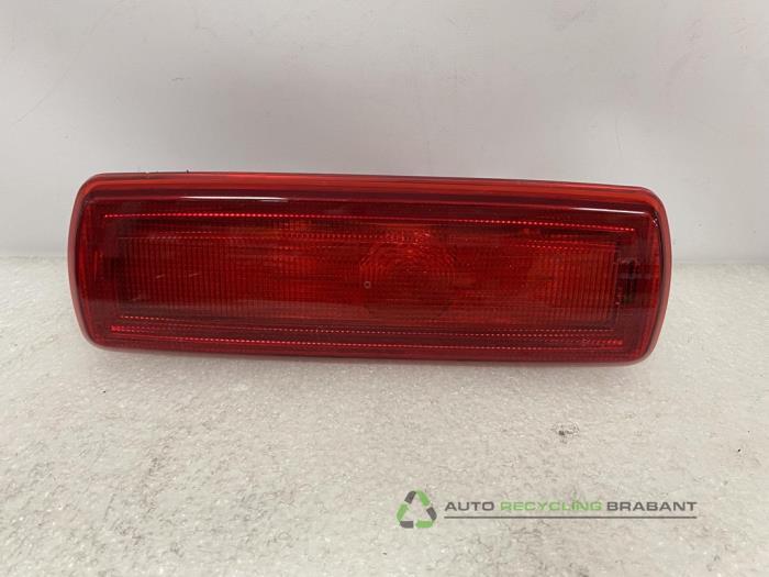 Extra Remlicht midden van een Renault Trafic, Auto-onderdelen, Verlichting, Gebruikt, 3 maanden garantie, Ophalen of Verzenden