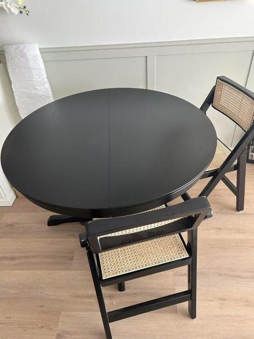 IKEA INGATORP Extendable Table + 2 Folding Chairs, Huis en Inrichting, Tafels | Eettafels, Zo goed als nieuw, 100 tot 150 cm, 100 tot 150 cm
