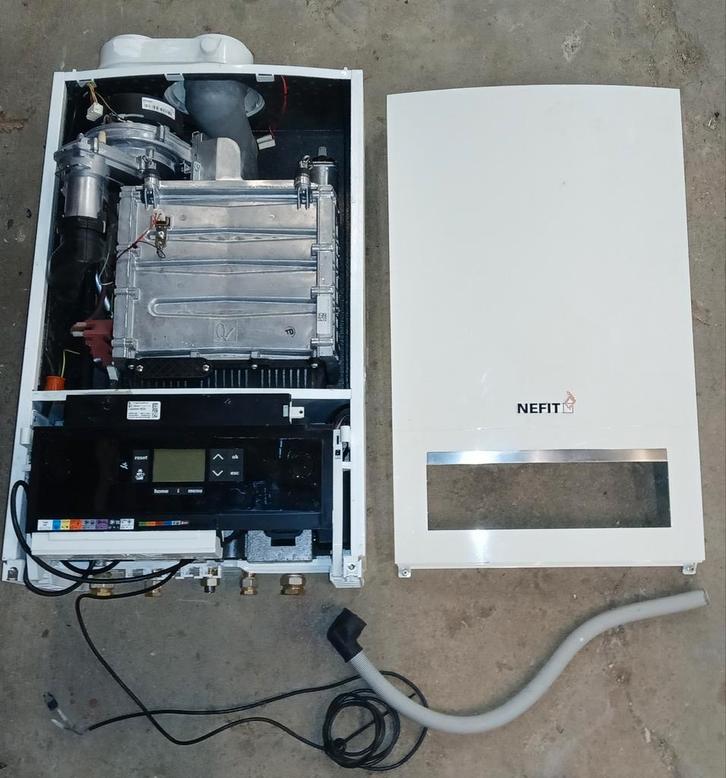 CV ketel nefit HRC 30 / CW5 || met koppelingen!, Doe-het-zelf en Verbouw, Verwarming en Radiatoren, Gebruikt, Cv-ketel of Combi-ketel